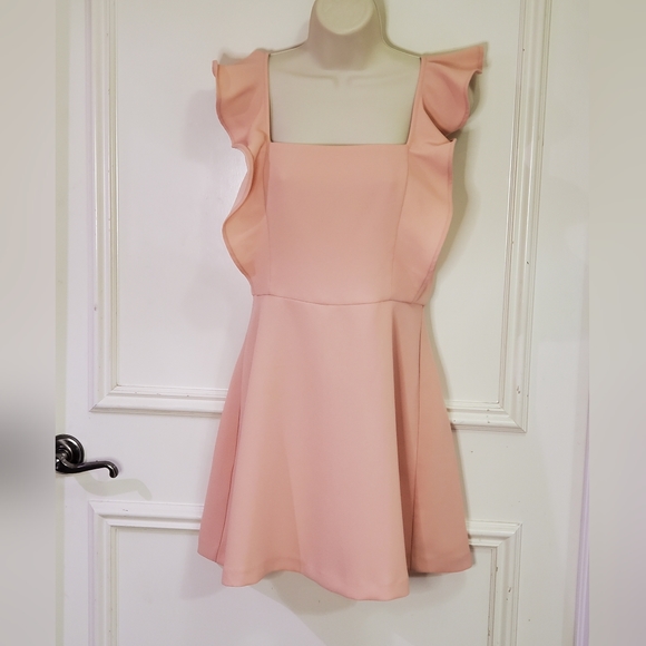 BCBG GENERATION Peach Pink Square Neck Ruffle Mini Dress, Size 6 - Picture 4 of 16